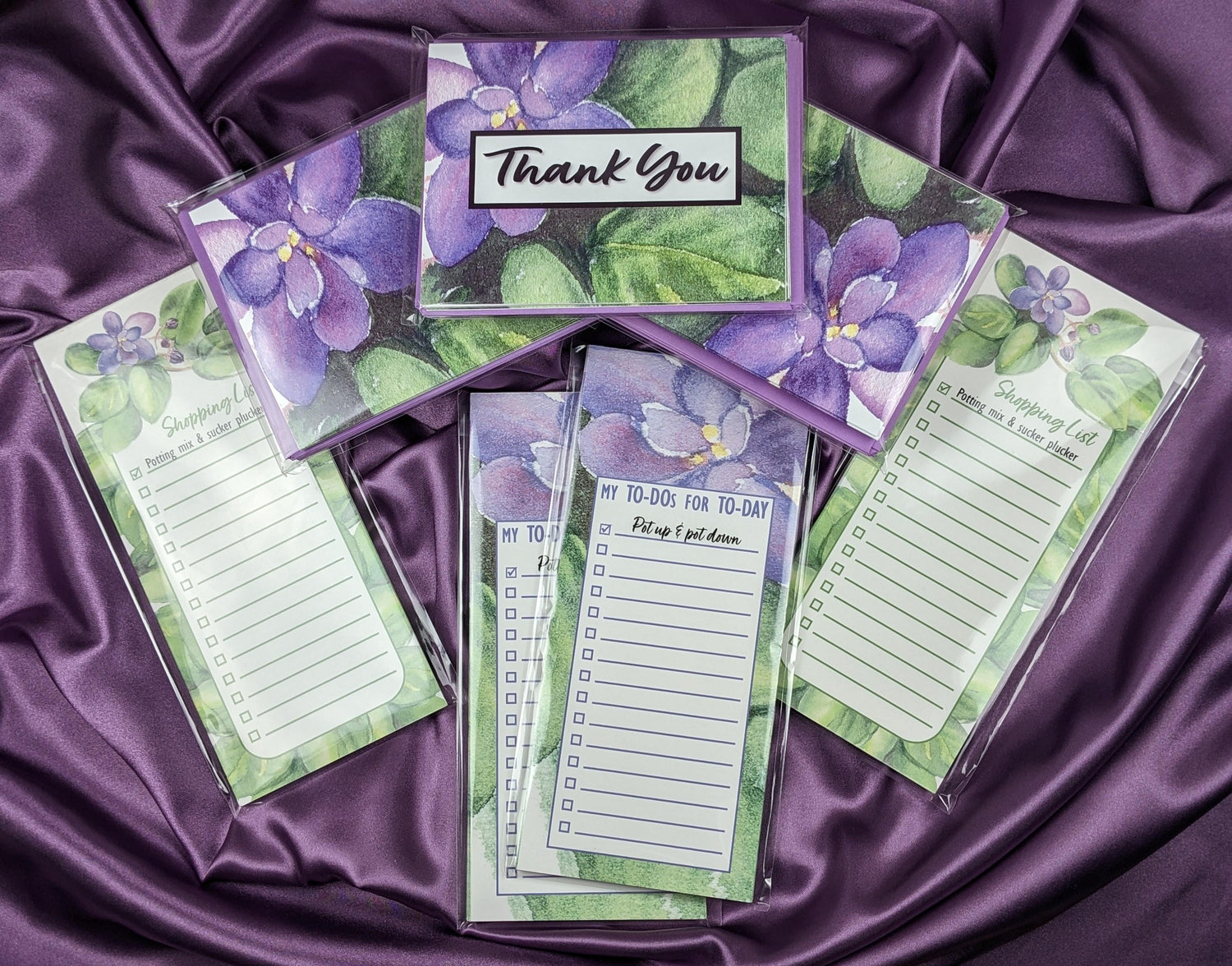 African violet shopping list and to-do magnetic notepads