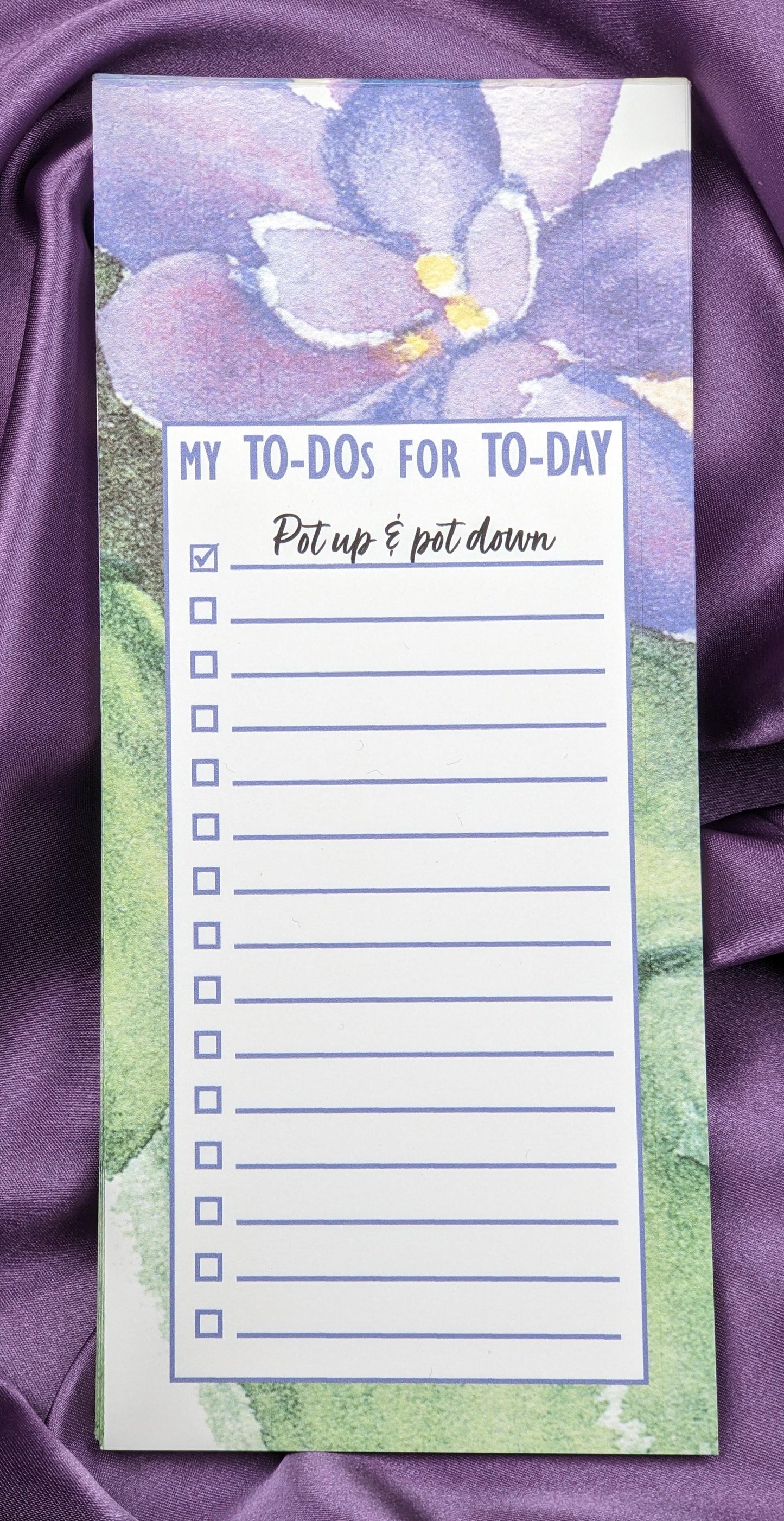 African violet purple to-do magnetic notepad